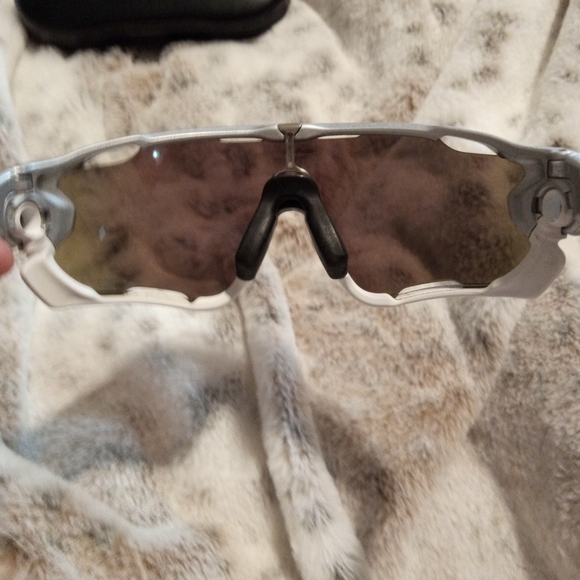 Customized Oakley jawbreakers with prism sapphire iridium lenses - Picture 5 of 5